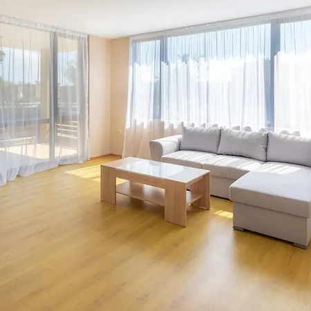 Viyana Apartmán *